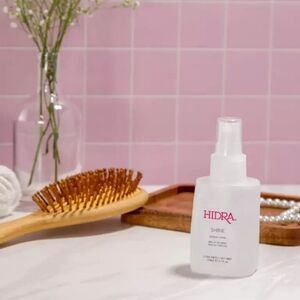 Shine Hair Serum Spray — White